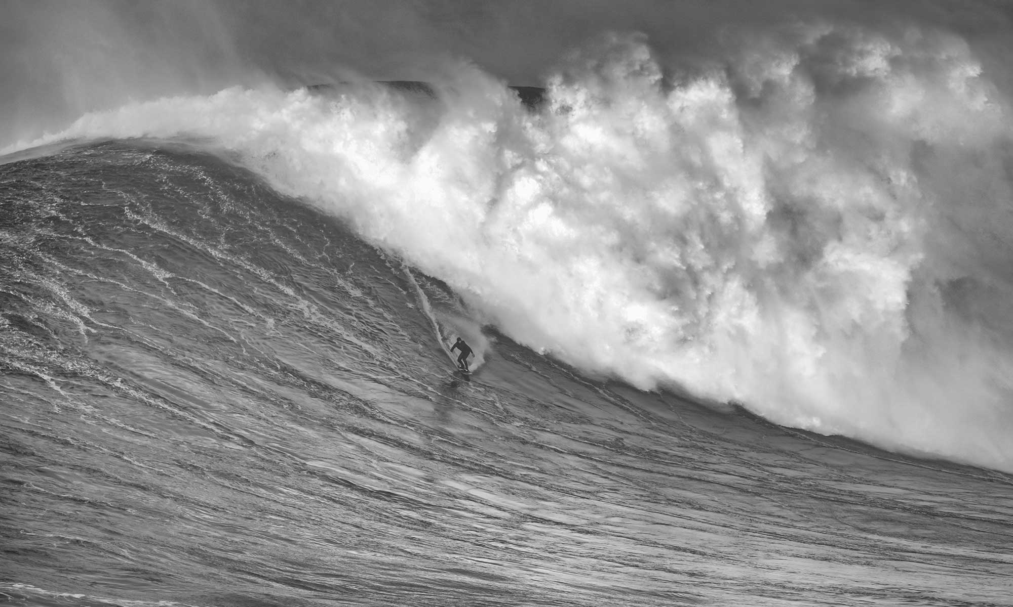 Big Wave Surfing Nazaré