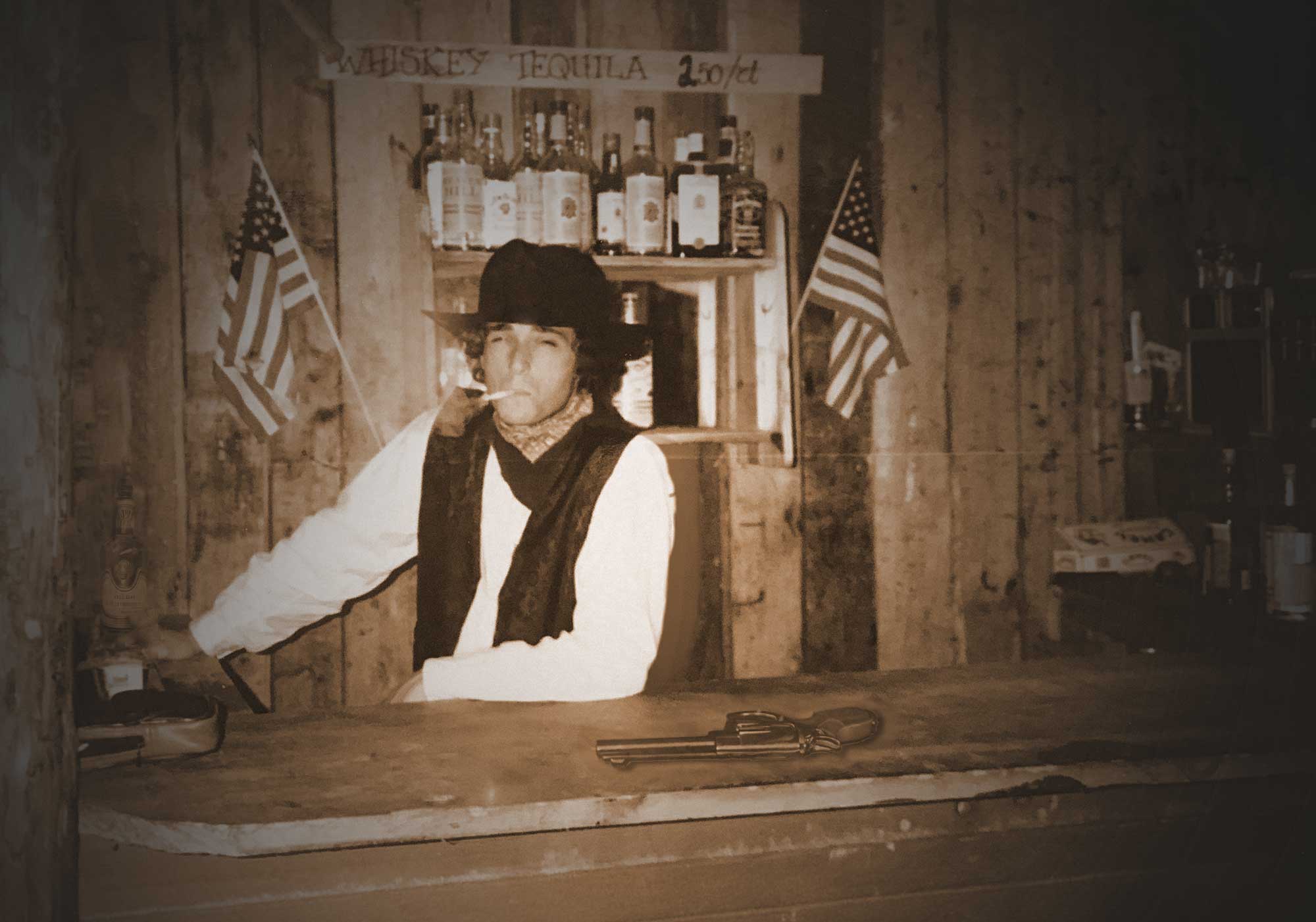 Joakim Lloyd Raboff tending the bar at Cantina in Riksgränsen 1989